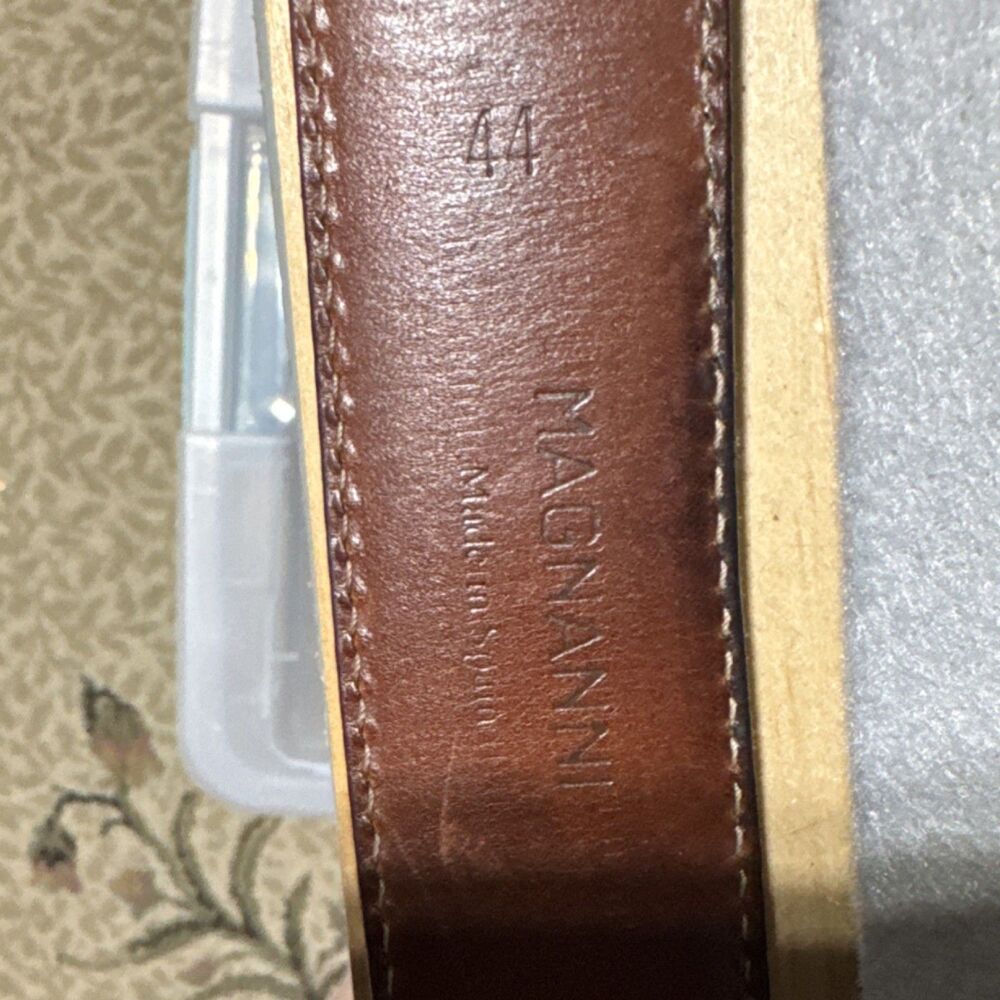 Magnanni Men's Tan Leather Belt Size 44 1.25" Wide Solid Buckle Carmel Patina
